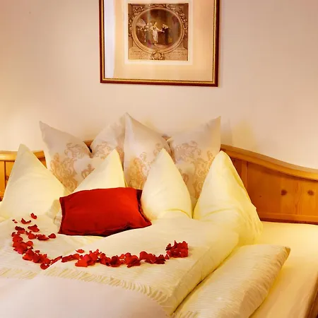 Hotel Kroneck Kirchberg in Tirol