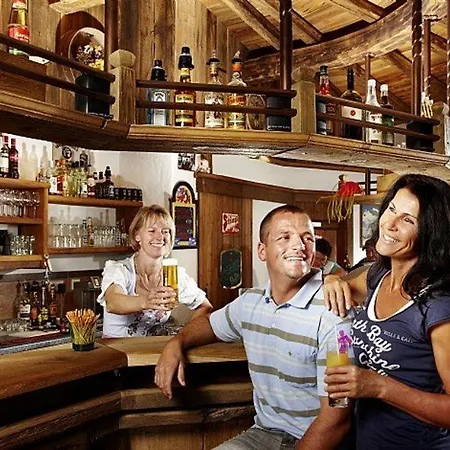 Hotel Kroneck 4*