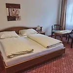 Kroneck فندق كيرشبرغ ان تيرول